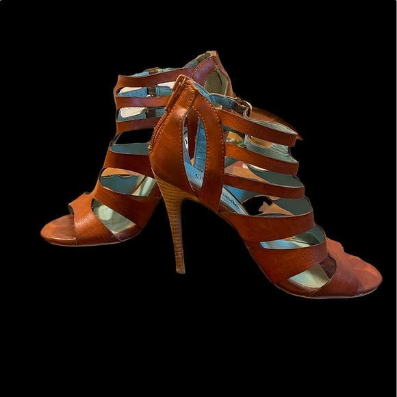 Miranda Sandals - Picture 1 of 2